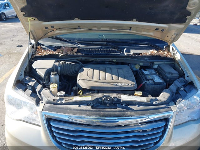 2011 CHRYSLER TOWN & COUNTRY TOURING VIN: 2A4RR5DG3BR745944