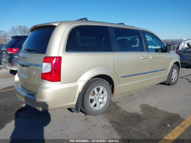 2011 CHRYSLER TOWN & COUNTRY TOURING VIN: 2A4RR5DG3BR745944