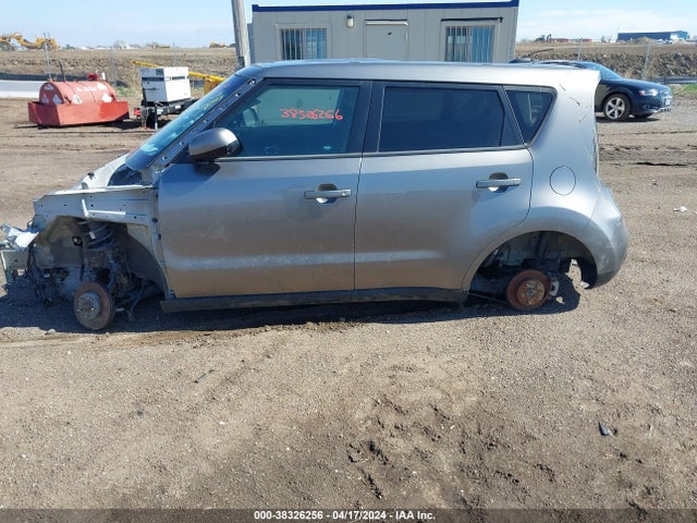 KIA SOUL + 2017 KNDJP3A51H7430439 Image 13