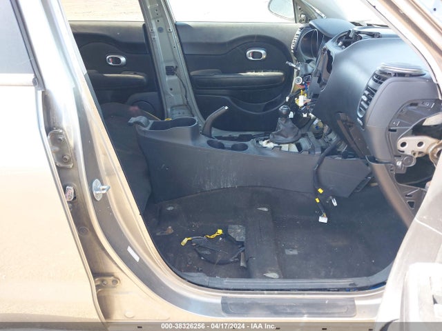 KIA SOUL + 2017 KNDJP3A51H7430439 Image 5
