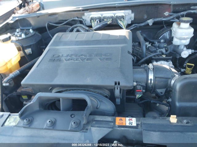 2010 FORD ESCAPE LIMITED VIN: 1FMCU0EG0AKB91086