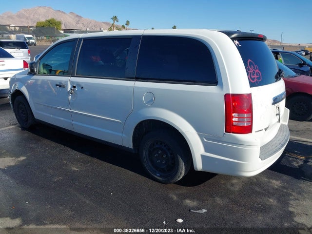 2008 CHRYSLER TOWN & COUNTRY LX VIN: 2A8HR44H38R727238