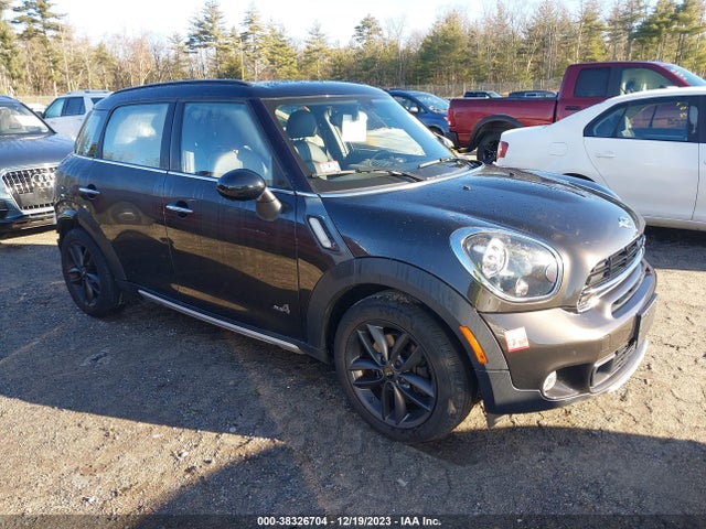 2016 MINI COUNTRYMAN WMWZC5C52GWU03940 Photo 0
