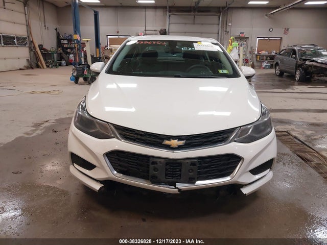 Chevrolet Cruze Lt Auto 2018 1G1BE5SM2J7246945 Image 12
