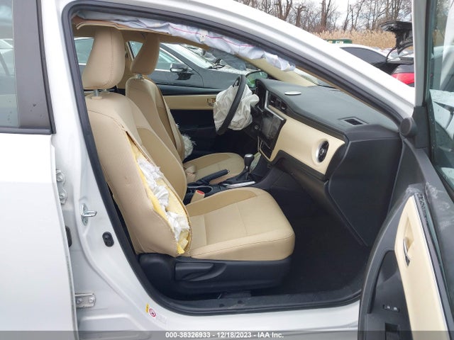 2018 TOYOTA COROLLA LE VIN: 2T1BURHE4JC058931