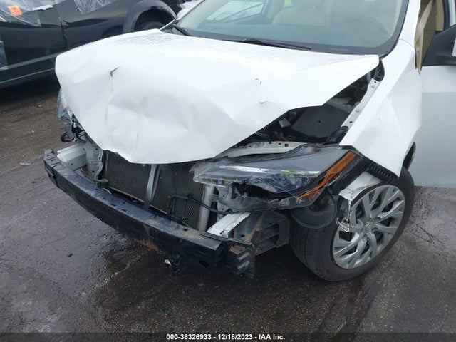2018 TOYOTA COROLLA LE VIN: 2T1BURHE4JC058931