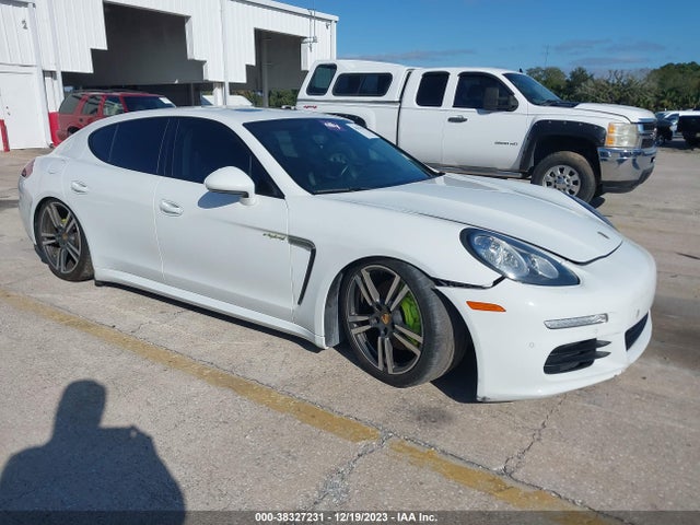 2015 PORSCHE PANAMERA E-HYBRID WP0AD2A78FL040107 Photo 0