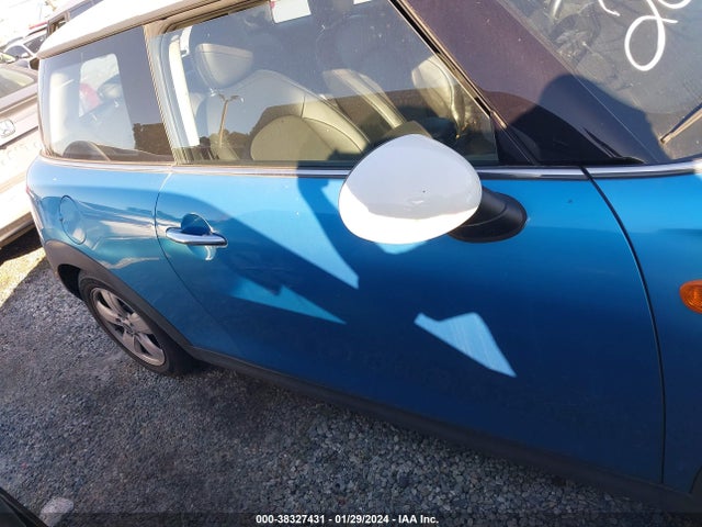 2017 MINI HARDTOP COOPER VIN: WMWXP5C39H2F60905