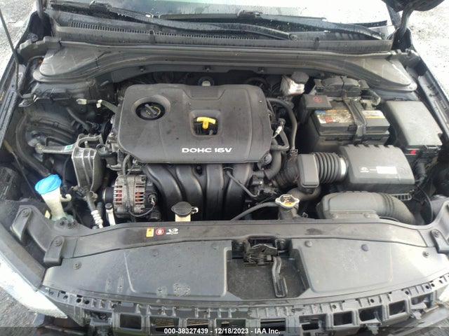 Hyundai ELANTRA SE 2017 5NPD84LF5HH024861 Image 10