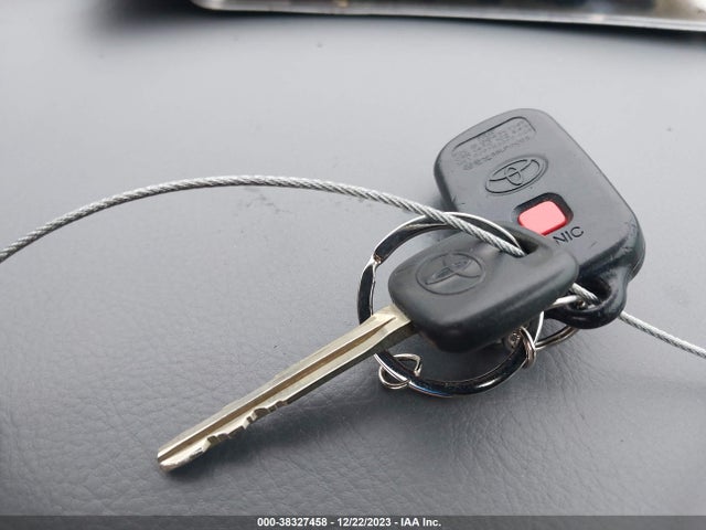 2005 TOYOTA CAMRY LE VIN: 4T1BE32KX5U609991