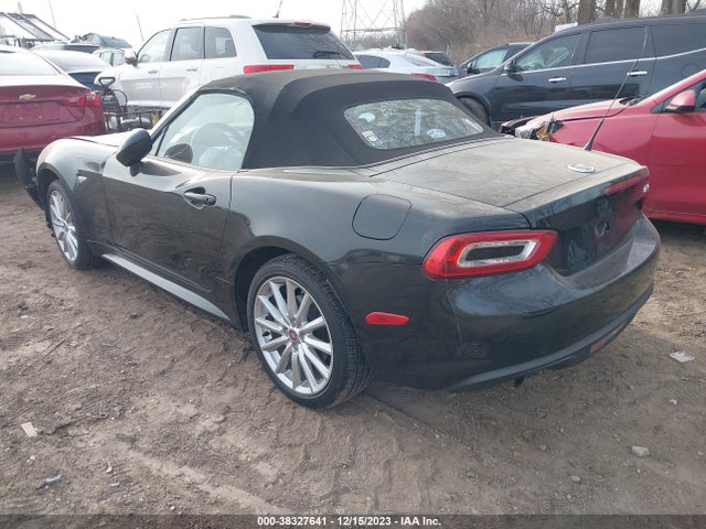 2017 FIAT 124 SPIDER JC1NFAEK0H0105523 Photo 2