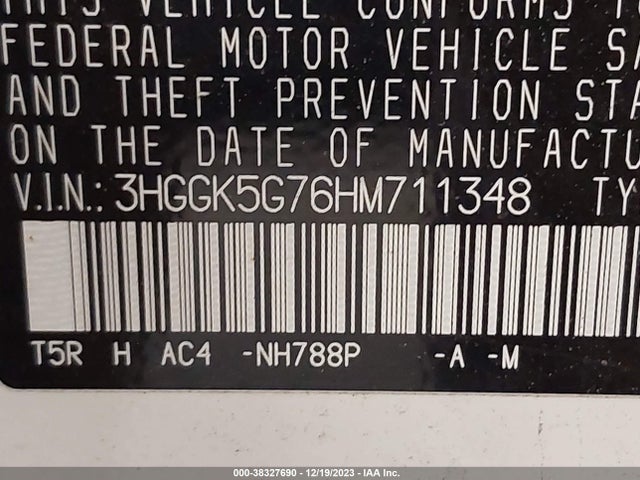 Honda FIT EX 2017 3HGGK5G76HM711348 Image 9