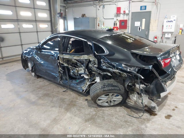 Chevrolet MALIBU LT 2018 1G1ZD5ST9JF255124 Image 3