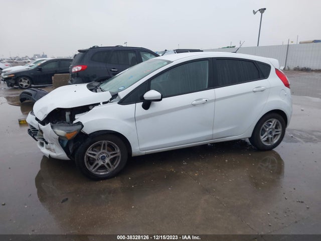 Ford FIESTA SE 2018 3FADP4EJ9JM122740 Image 14