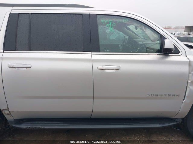 Chevrolet Suburban Lt 2018 1GNSCHKC1JR141248 Image 13