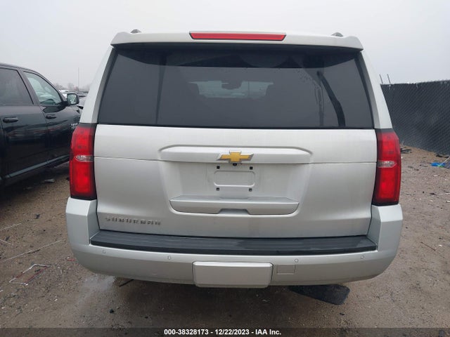 Chevrolet Suburban Lt 2018 1GNSCHKC1JR141248 Image 16