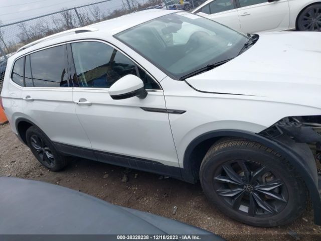 3VV2B7AX8NM097588 Volkswagen Tiguan 2.0t Se