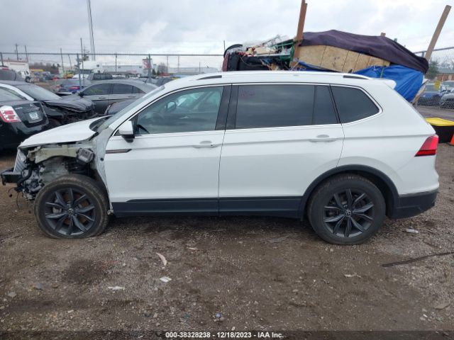 3VV2B7AX8NM097588 Volkswagen Tiguan 2.0t Se
