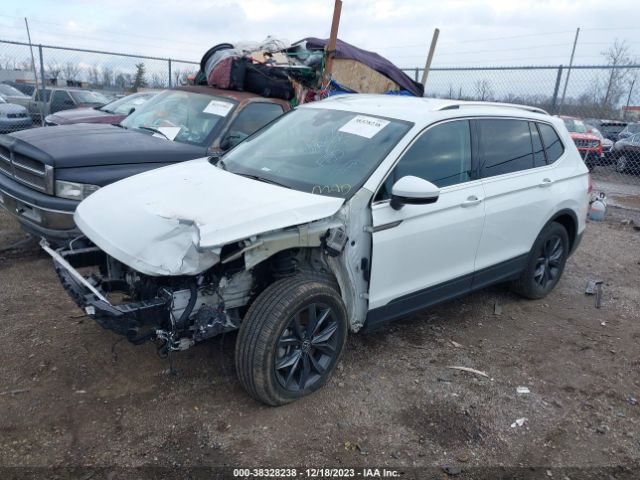 3VV2B7AX8NM097588 Volkswagen Tiguan 2.0t Se