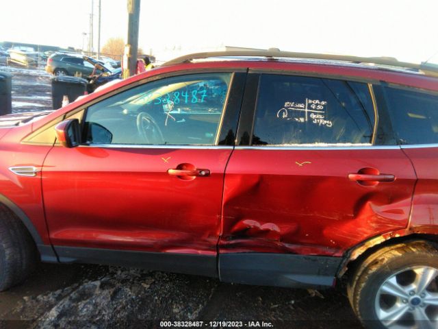 1FMCU9GX0EUB13709 Ford ESCAPE SE
