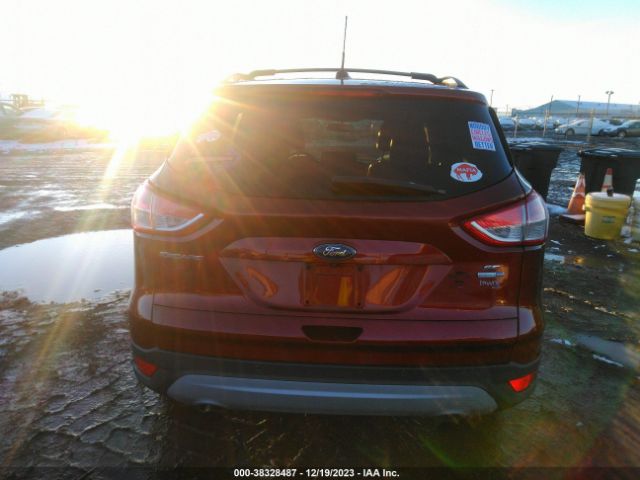 1FMCU9GX0EUB13709 Ford ESCAPE SE