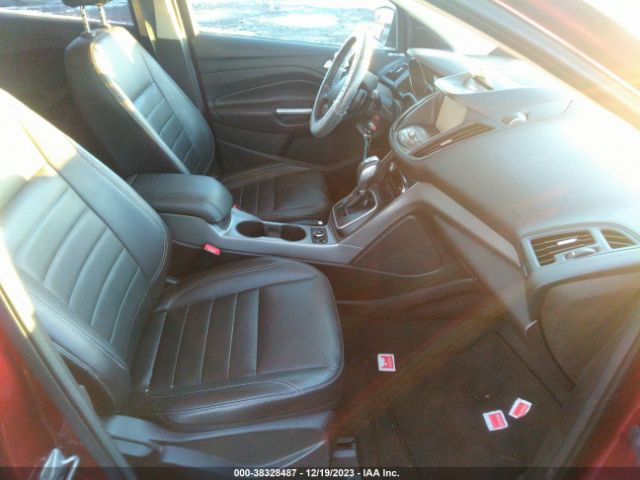 1FMCU9GX0EUB13709 Ford ESCAPE SE