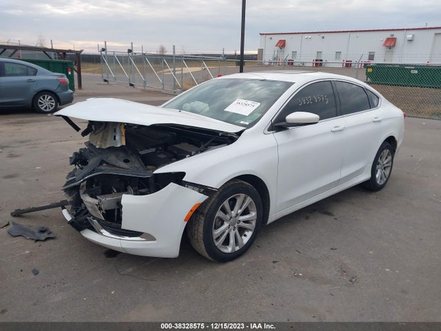 Chrysler 200 Limited 2015 1C3CCCAB5FN708153 Image 2