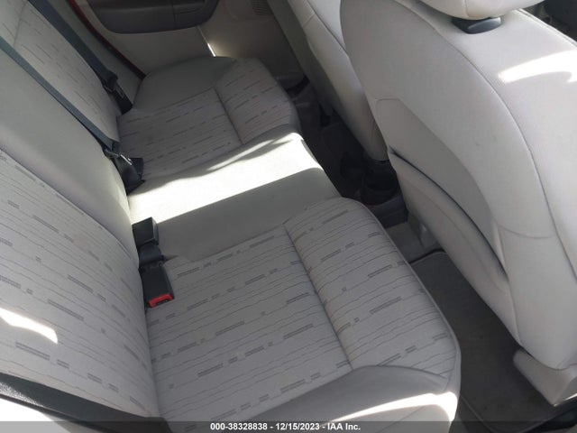 2010 FORD FOCUS SE VIN: 1FAHP3FN7AW205127