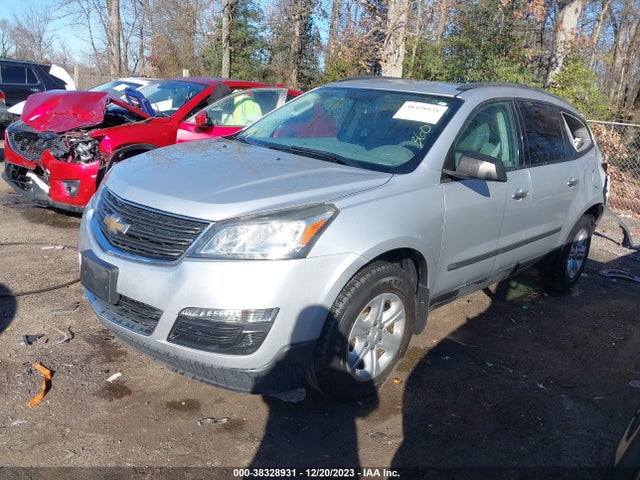 Chevrolet Traverse Ls 2016 1GNKRFKD7GJ162219 Image 2