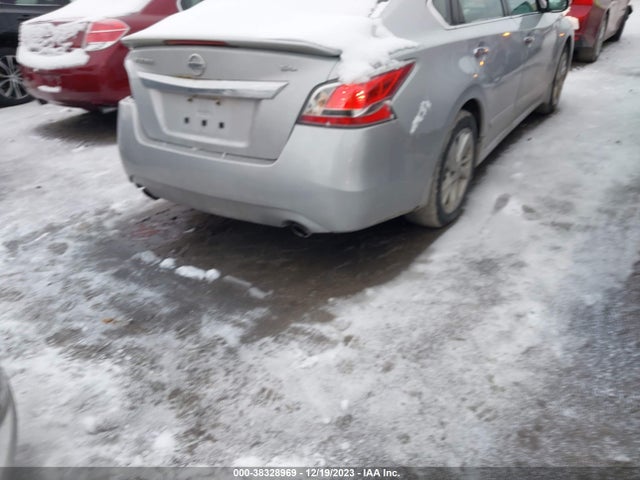2015 NISSAN ALTIMA 2.5 SL VIN: 1N4AL3AP4FN880713