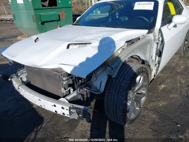 2C3CDZAG1GH309651 Dodge Challenger Sxt Plus