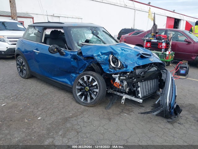 2024 MINI SE HARDTOP WMW13DJ09R2V38938 Photo 0