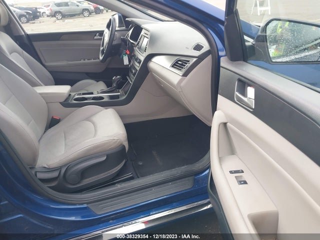 2016 HYUNDAI SONATA SPORT VIN: 5NPE34AF8GH361867