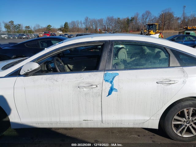 Hyundai SONATA SE 2016 5NPE24AF6GH356377 Image 15