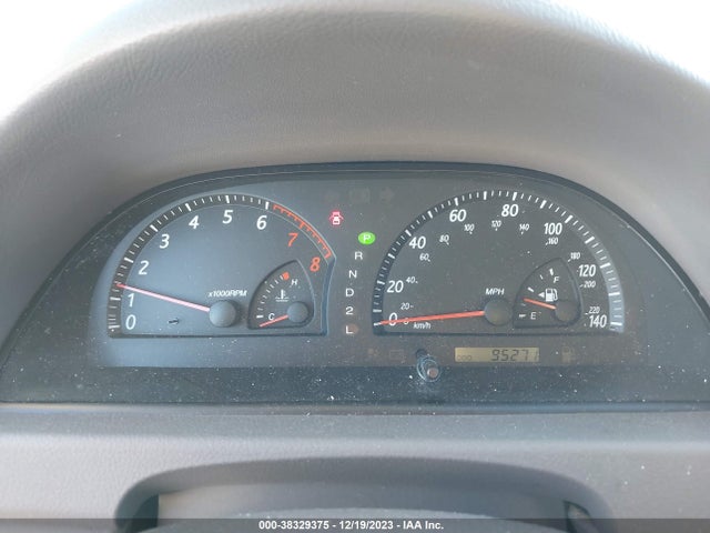 2002 TOYOTA CAMRY XLE VIN: 4T1BE32K92U557443