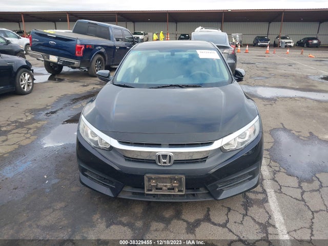 Honda Civic Lx 2018 2HGFC2F56JH557168 Image 12