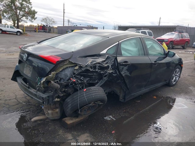 Honda Civic Lx 2018 2HGFC2F56JH557168 Image 4