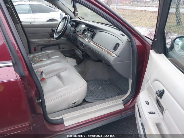 2004 FORD CROWN VICTORIA LX VIN: 2FAFP74W74X126043