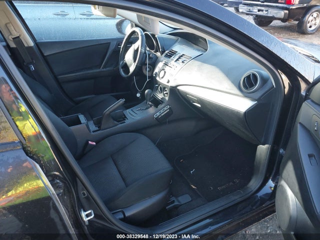 2012 MAZDA MAZDA3 I SPORT VIN: JM1BL1UF0C1657433
