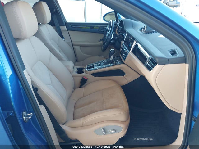 2020 PORSCHE MACAN WP1AA2A55LLB12253 Photo 4