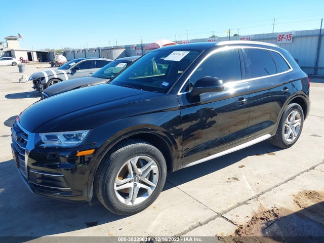 WA1BNAFY1K2038108 Audi Q5 45 Premium