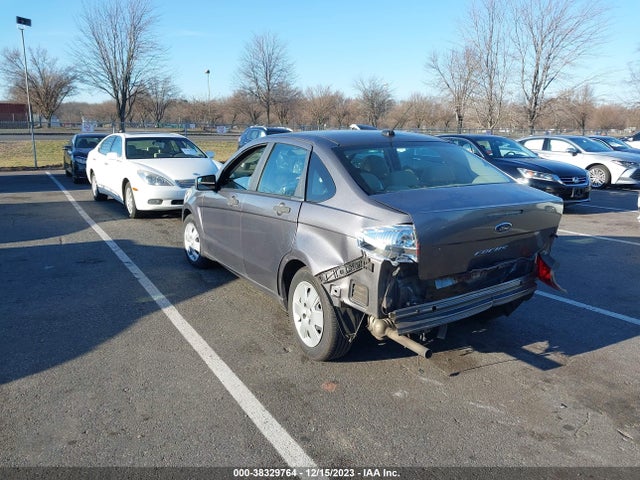 2010 FORD FOCUS S VIN: 1FAHP3EN1AW255359