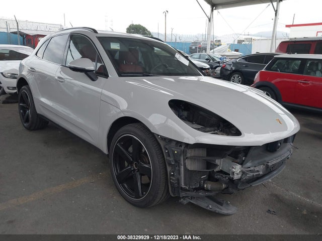 2021 PORSCHE MACAN WP1AB2A54MLB32556 Photo 0