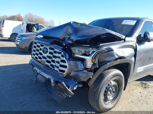 Toyota Sequoia Capstone 2024 7SVAAABA0RX022796 Image 6