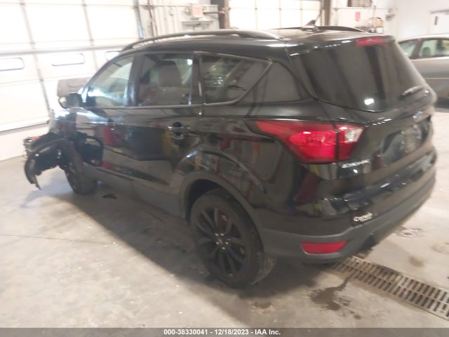 Ford ESCAPE SE 2019 1FMCU9GDXKUA71454 Image 3