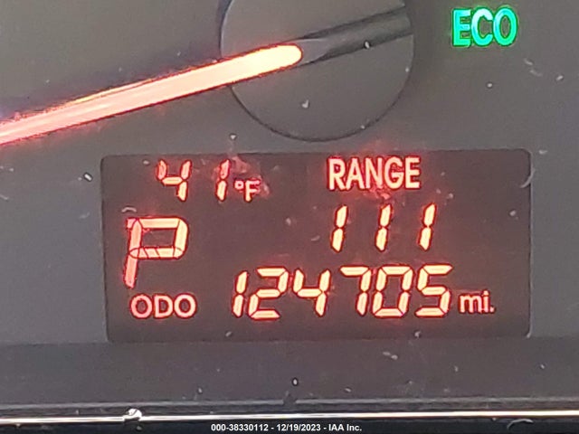 2014 KIA SORENTO LX VIN: 5XYKT3A63EG526662
