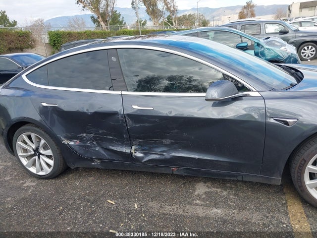 2018 TESLA MODEL 3 LONG RANGE/MID RANGE VIN: 5YJ3E1EA4JF007770