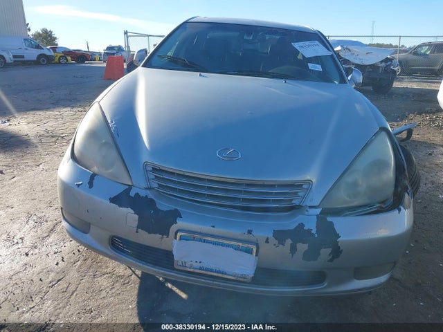 2004 LEXUS ES 330 VIN: JTHBA30G845012103
