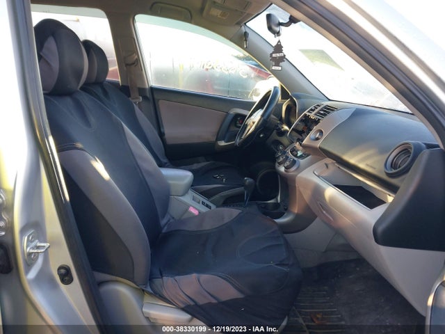 2006 TOYOTA RAV4 VIN: JTMZD33V666020201
