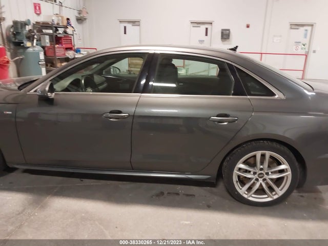 2022 AUDI A4 PREMIUM PLUS 45 TFSI S LINE QUATTRO S TRONIC VIN: WAUEAAF42NN015366
